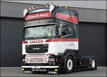 Truck reiniging door Stoomreiniging Brabant